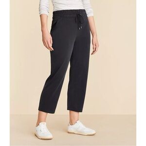 NWT Lou & Grey Sandwashed Straight Crop Drawstrings Lounge Pants Women’s Size M